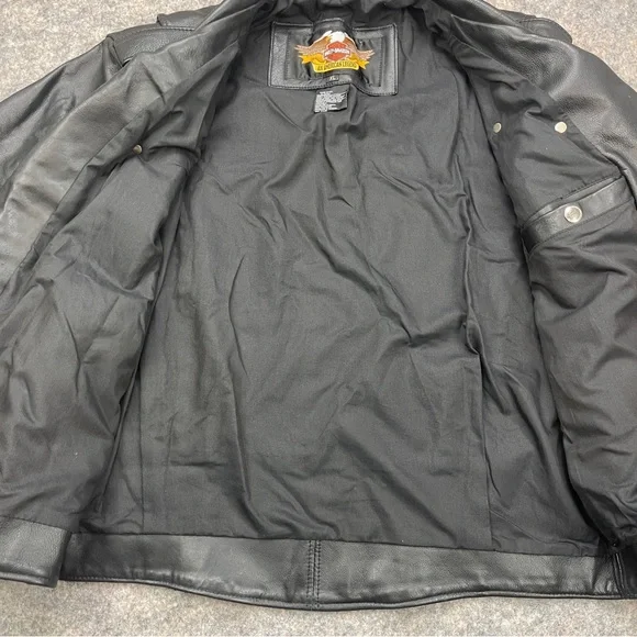 Harley-Davidson Black and Silver Bomber Jacket - Picture 4 of 9